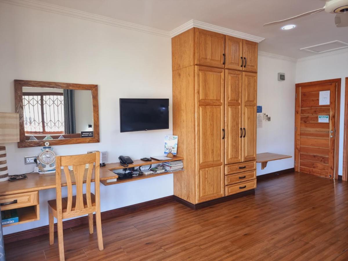 Drake Seaside Studio Apartments Μπελ Όμπρε Εξωτερικό φωτογραφία